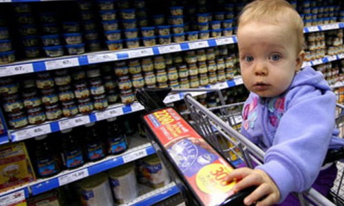 Чепчане жалуются на беспредел с детским питанием