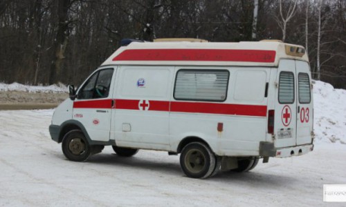 В Кировской области женщина умерла на улице, не дождавшись приезда скорой помощи