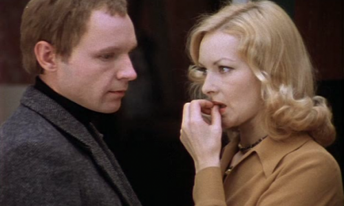 "Ирония судьбы" по-чепецки: пьяный мужчина залез в квартиру к женщине и уснул