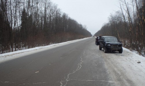 В Кирово-Чепецком районе «Шевроле-Нива» на большой скорости «улетела» в кювет