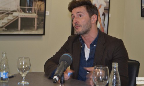 Чепчанин Владимир Широков сфотографировал Ивана Урганта и Диму Билана за кулисами