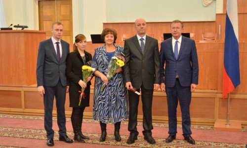 Сотрудники ОАО «ЗМУ КЧХК» награждены Почетными знаками Кировской области