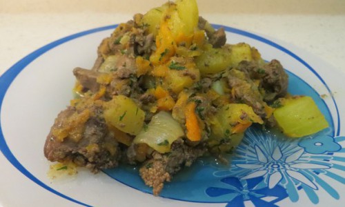 Рецепт дня: печень куриная с кабачками