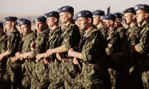 Кировчанина незаконно забрали в армию прямо из стен университета