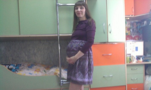 Беременная мама шестерых детей осталась без мужа и крыши над головой