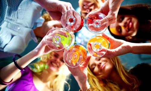 Новогодняя ночь - 2015 в Кирово-Чепецке: до скольких можно шуметь и громко отмечать главный зимний праздник?