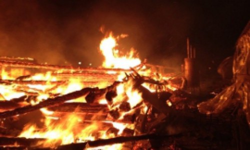 За ночь в Котельничском районе случилось два пожара