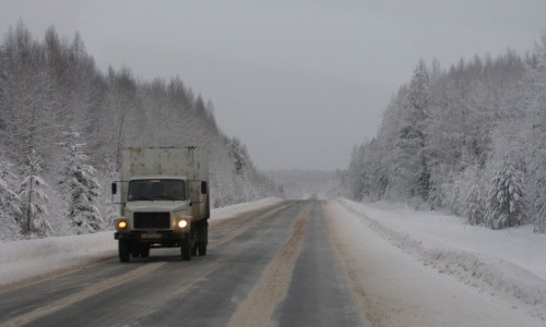 Чепчанин, отогревая грузовик, обжег лицо