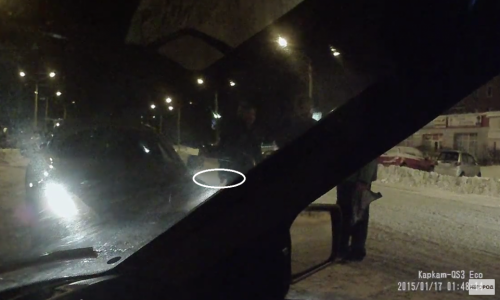 В Кирово-Чепецке бизнесмен угрожал прохожему пистолетом: нарушитель утверждает, что это была зажигалка