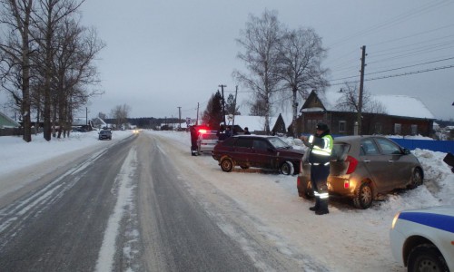 В Кирово-Чепецком районе женщина на иномарке сбила пешехода
