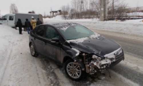 В Кирово-Чепецке за последние сутки произошло два ДТП: столкнулись три иномарки и грузовик