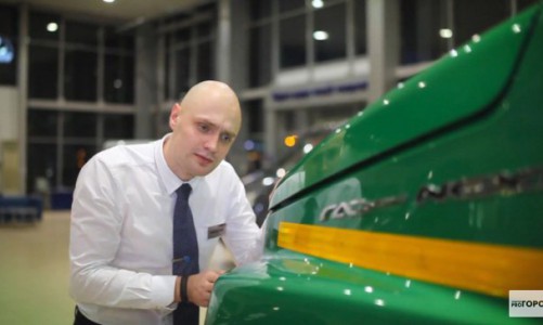 Видео: бывший менеджер «Pro Города» прочитал рэп и стал звездой Интернета