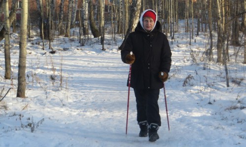 Чепчан приглашают прогуляться с лыжными палками