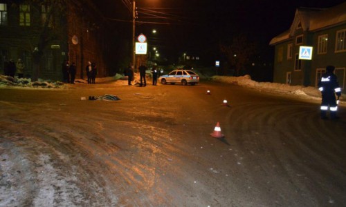 В Кировской области иномарка сбила мать с ребенком: пятилетний мальчик погиб