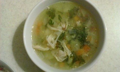 Куриный суп с перловкой и сельдереем: вам понравится!