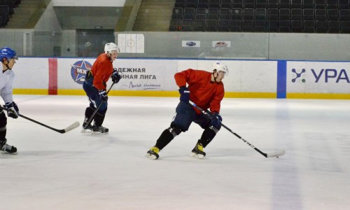 В праздничные выходные в Чепецке можно будет бесплатно сходить на хоккей