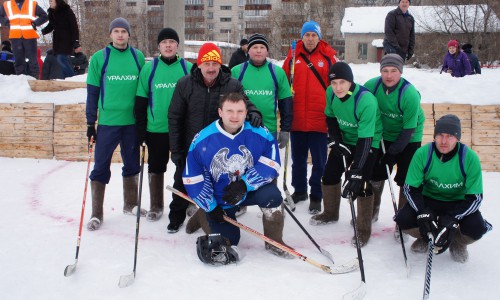 Команда ЗМУ КЧХК выиграла турнир по хоккею на снегу