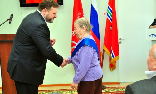 Ветераны КЧХК получили юбилейные медали