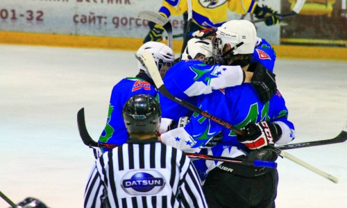Кирово-Чепецкие юниоры в хоккее обеспечили себе выход в финал