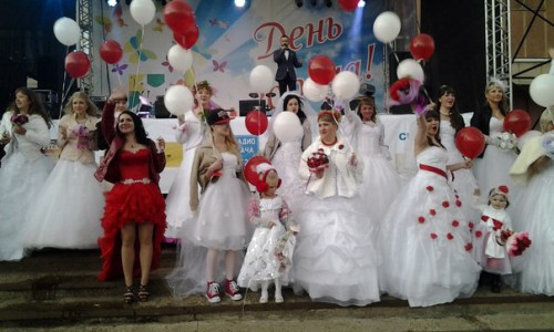 В этом году в Кирово-Чепецке снова пройдет «Парад невест»