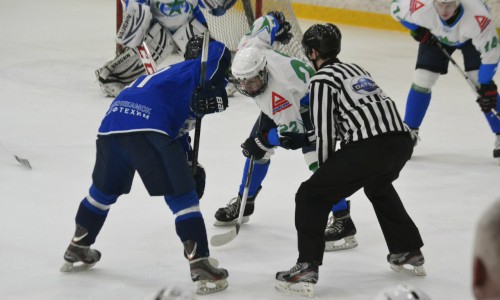 Чепецкие хоккеисты-юниоры стали победителями дивизиона "Поволжье"