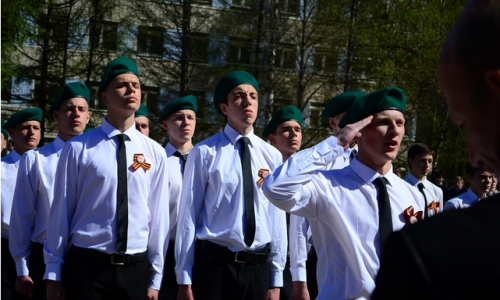 В Кирово-Чепецке в честь Дня Победы прошел смотр строя и песни