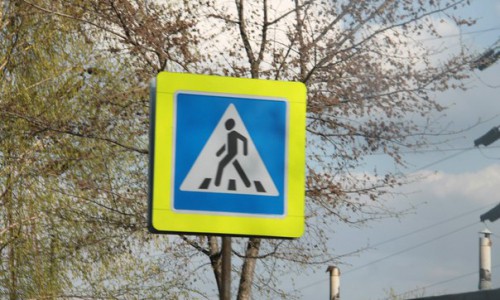 В Кирово-Чепецком районе автомобиль сбил пешехода