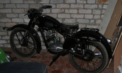 Отличный "бизнесмен": в Кирово-Чепецком районе бомж продал, украл, а затем снова продал мотоцикл