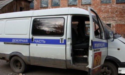 В Кирове у сотрудницы полиции нашли наркотики