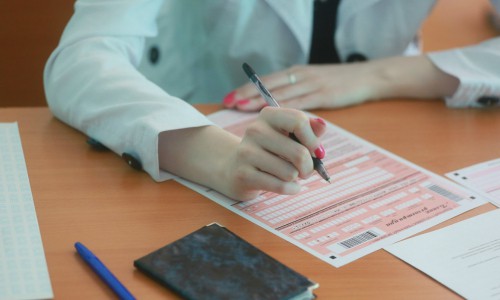 В Кирово-Чепецком районе только один выпускник сдал ЕГЭ по русскому языку на 100 баллов