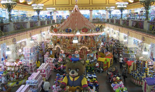 Топ-10 бесполезных покупок для маленьких детей