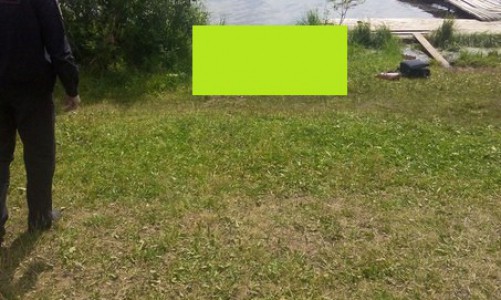 Очевидцы: в Кировской области из пруда вытащили тело молодого мужчины (Осторожно, шокирующее фото)