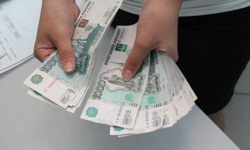 Зарплаты в Чепецке начнут расти у  рабочих, «продажников», IT-специалистов и инженеров