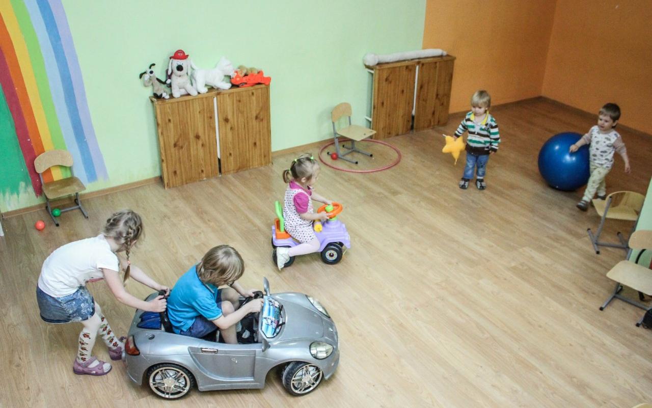 Пособие за непосещение детсада предлагают поднять до 10 тысяч рублей