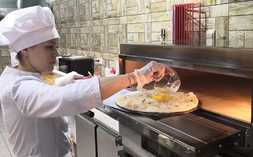 Чепчанка пожаловалась на невкусную пиццу