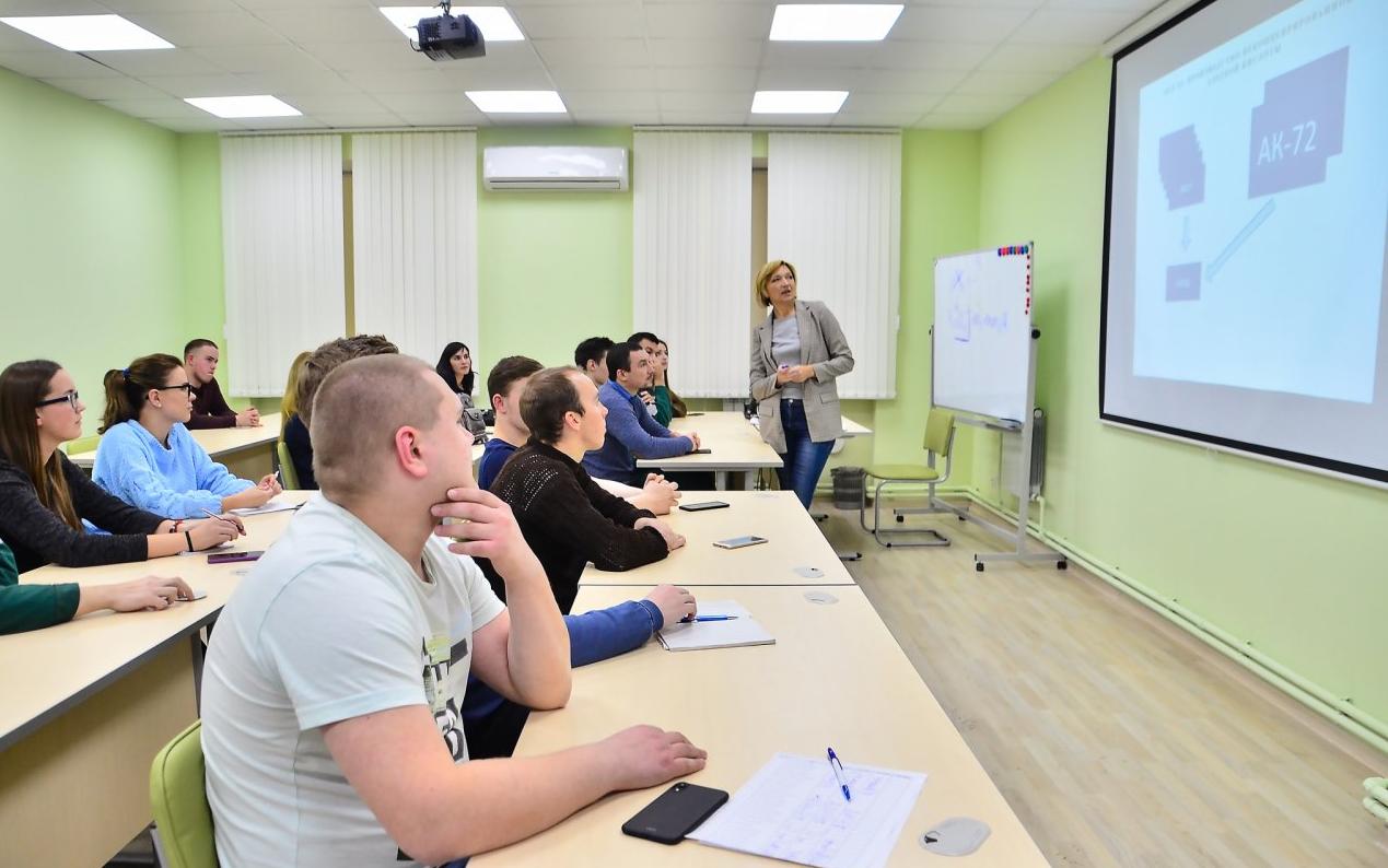 Средняя заработная плата рабочих «УРАЛХИМа» в 2019 году  превысила 43 тысячи рублей