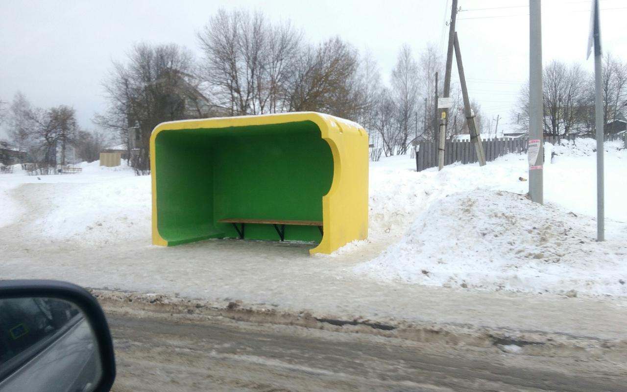 Сделаны на века: в Кирово-Чепецком районе появились бетонные остановки