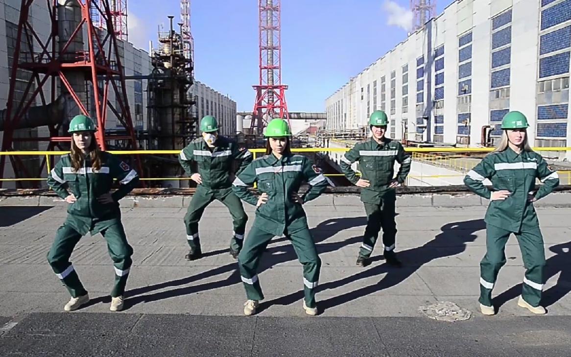 Чепчане приняли участие в челлендже в поддержку группы Little Big