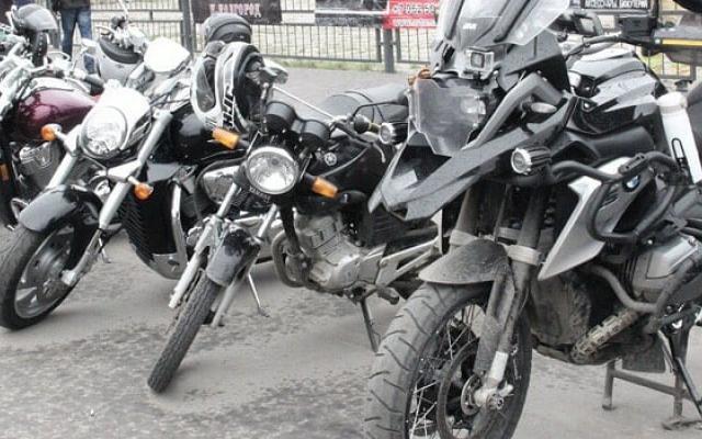 В Кирово-Чепецке байкеры будут помогать пенсионерам с продуктами