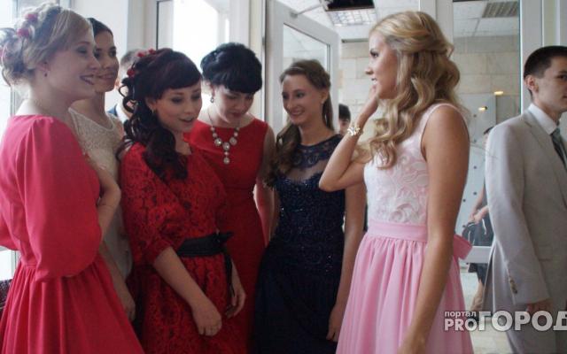 Стало известно, когда и как проведут линейки и последние звонки в 9 и 11 классах