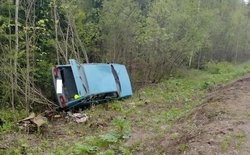 В Чепецком районе перевернулась «девятка» с 18-летней девушкой за рулем