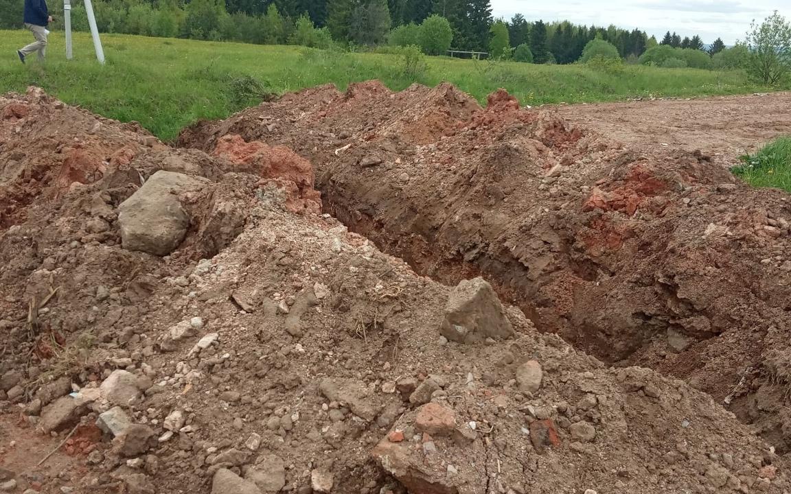 Жители "Жемчужного" незаконно перекрыли дорогу, ведущую в соседние микрорайоны
