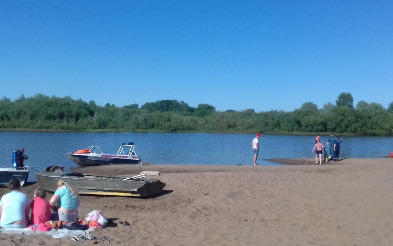 В реке рядом с городским пляжем в Кирово-Чепецке найдено тело мальчика
