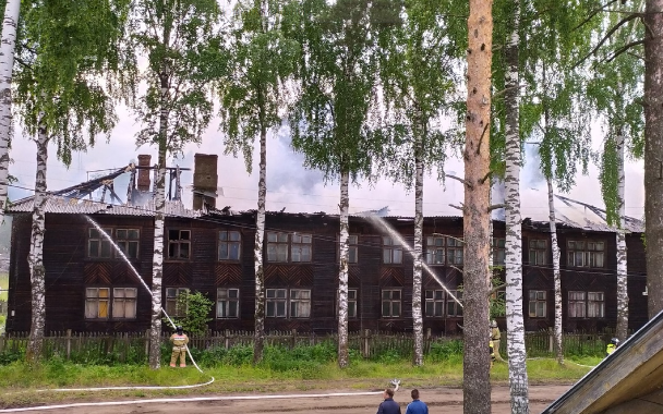 В Каринторфе загорелся жилой дом