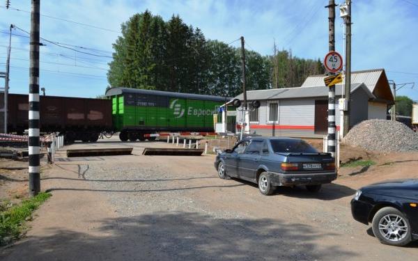 На переезде в Проснице временно ограничат движение