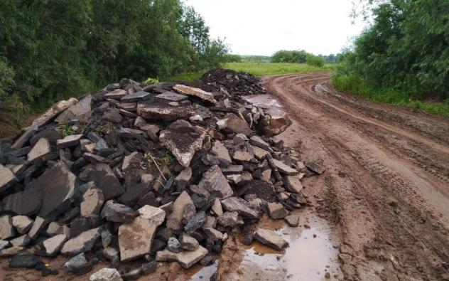 В мэрии сообщили, что ни ремонта дороги, ни автобуса на Каринторф не будет