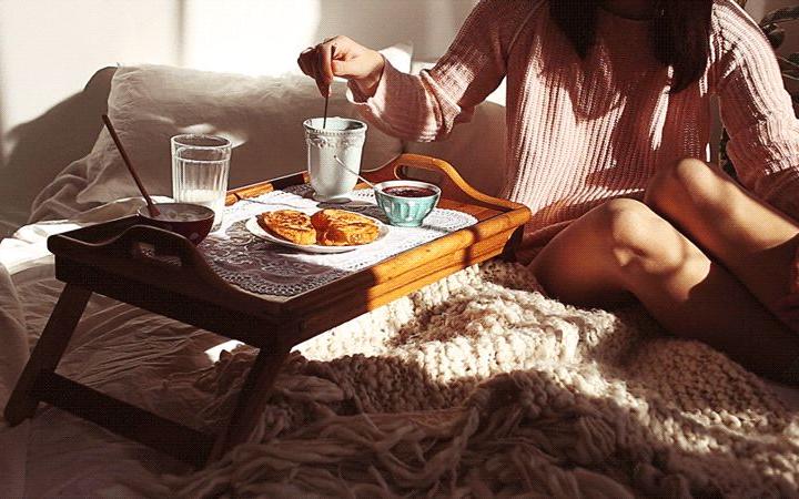 Близнецам стоит отказаться от вечеринок, а Козерогам разобраться с прошлым: гороскоп для всех на воскресенье