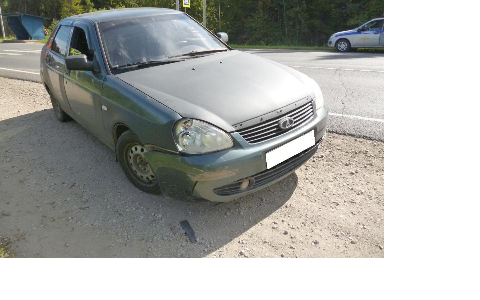 В Кирово-Чепецком районе произошла авария: пострадавшего увезли на "скорой"