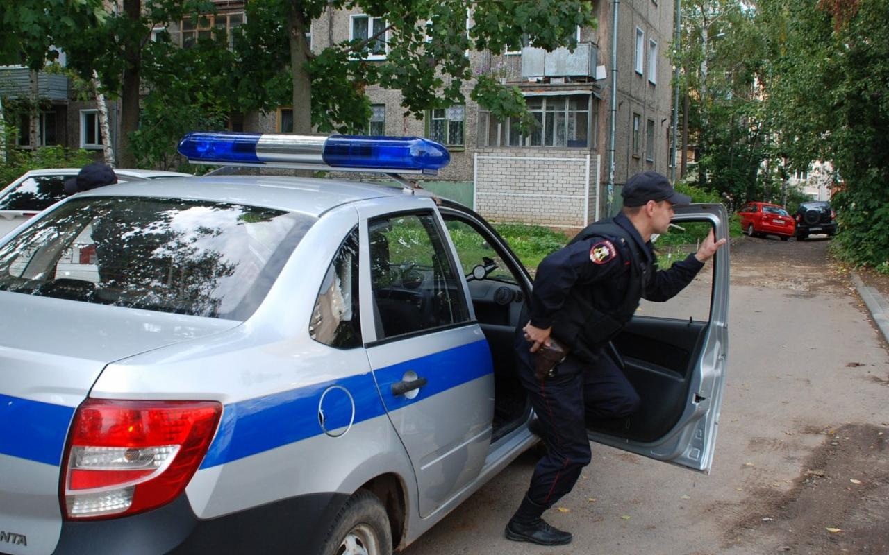 В Кирово-Чепецке пьяный мужчина угнал автомобиль