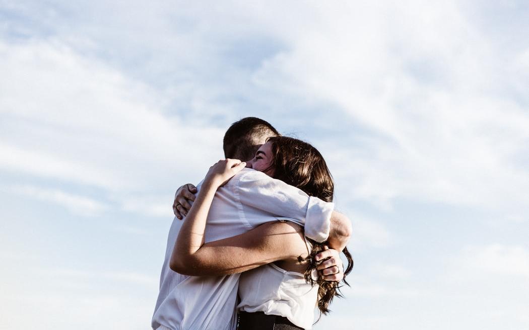 Овнов ждет новый роман, а Львов - финансовые потери: гороскоп на воскресенье